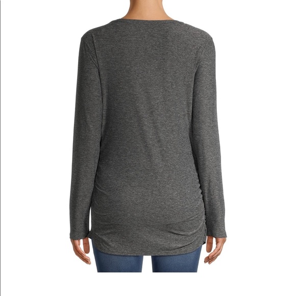 Maternity V-Neck T-shirt with Long Sleeves - Picture 3 of 6